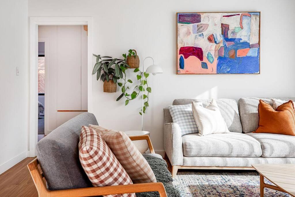 Convenient Luxury Home, Minutes To Cbd + Hospital Launceston